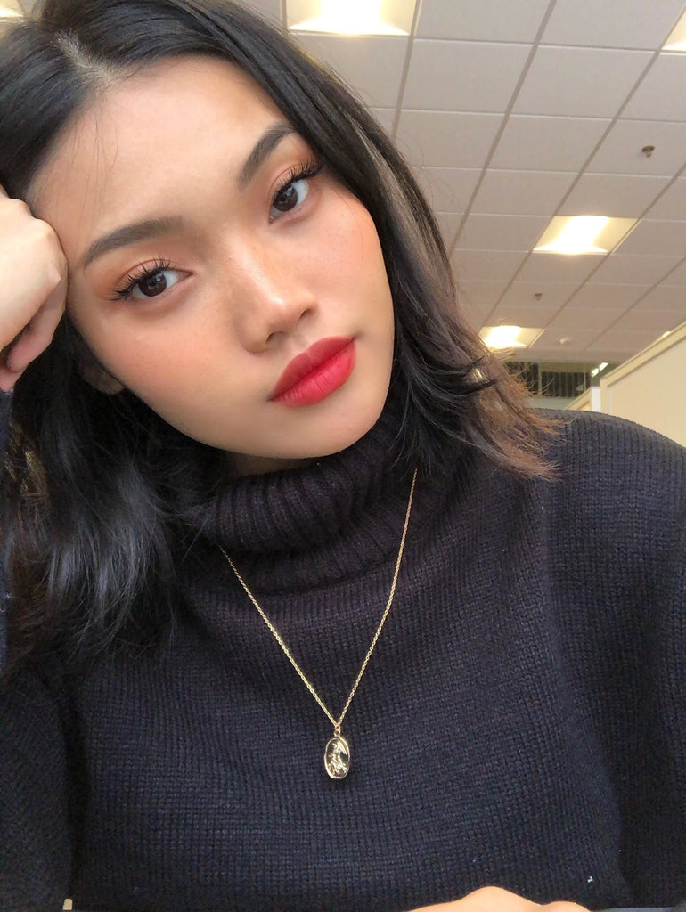 How to Take Care of False Lashes? Doe Beauty